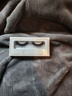 3D Premium False Lashes - Emma
